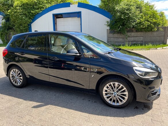 2019 BMW 2 серии Active Tourer 225xe F45 Рестайлинг, чёрный, 2900000 рублей - вид 9