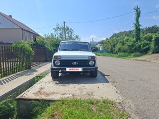 2014 Lada (ВАЗ) 2121 (4x4) Urban I Рестайлинг, белый, 520000 рублей, вид 2