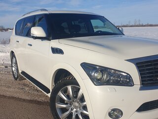 2013 Infiniti QX56 II, белый, 2650000 рублей, вид 2