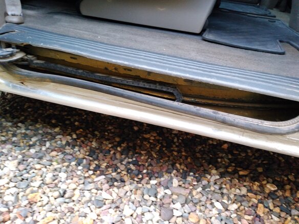 2002 Chrysler Voyager IV, серебристый, 330000 рублей - вид 12