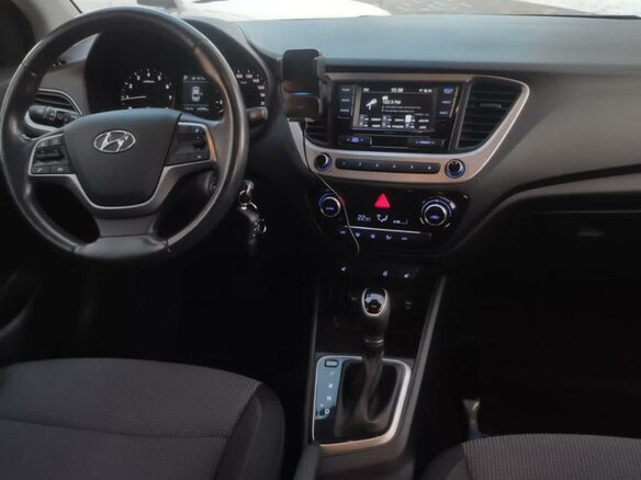 2018 Hyundai Solaris II, красный, 1650000 рублей - вид 15