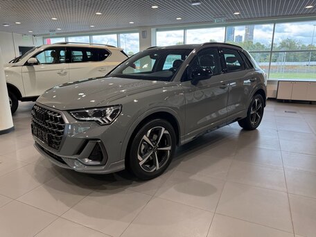 Audi Q3 II (F3)