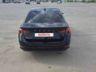 2021 Skoda Octavia IV (A8), чёрный, 2650000 рублей, вид 5