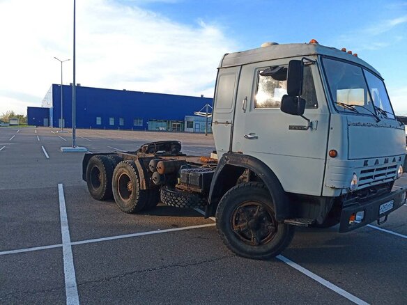 1989 КамАЗ 5410, серебристый, 500000 рублей - вид 13
