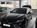 2019 Toyota Camry VIII (XV70), коричневый, 2850000 рублей - вид 1