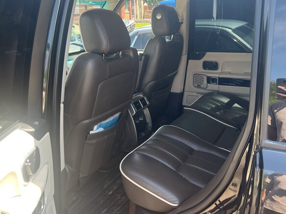 2012 Land Rover Range Rover III Рестайлинг 2, чёрный, 2500000 рублей - вид 6