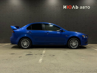 2011 Mitsubishi Lancer X Рестайлинг, синий, 790000 рублей, вид 4