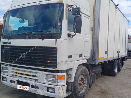 1992 Volvo F-Series, белый, 700000 рублей, вид 2