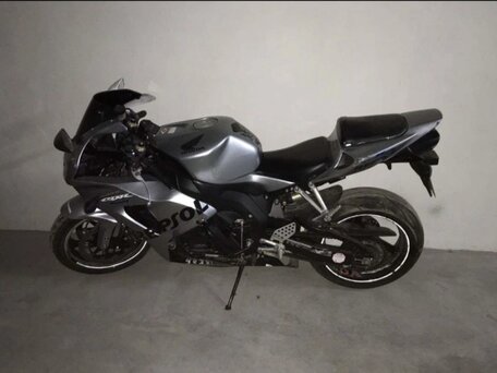 2007 Honda CBR 1000 RR/RA Fireblade, серый, 640000 рублей, вид 1