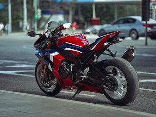 2020 Honda CBR 1000 RR/RA Fireblade, красный, 2150000 рублей, вид 2