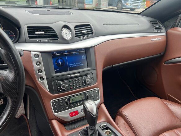 2010 Maserati GranCabrio I, серый, 7900000 рублей - вид 21