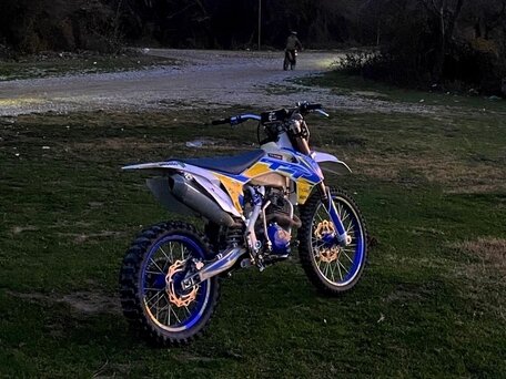 2024 Motoland TT250, синий, 110000 рублей, вид 4