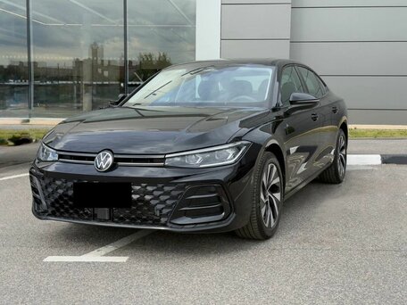 Volkswagen Passat (North America and China) Pro I