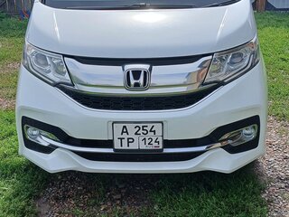 2015 Honda Stepwgn Spada V, белый, 1950000 рублей, вид 1