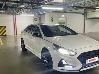 2019 Hyundai Sonata VII (LF) Рестайлинг, белый, 1200000 рублей, вид 2