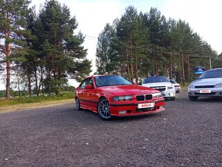 1991 BMW 3 серии 318i III (E36), красный, 780000 рублей, вид 3