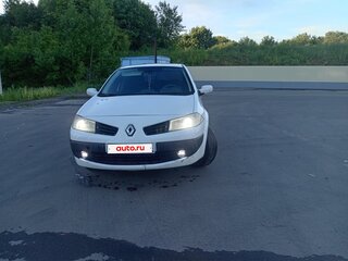 2008 Renault Megane II Рестайлинг, белый, 350000 рублей, вид 1