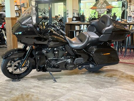 2024 Harley-Davidson Road Glide Limited, чёрный, 3200000 рублей, вид 5