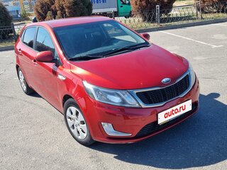 2013 Kia Rio 4-speed III, красный, 850000 рублей, вид 1