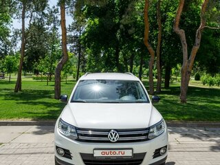 2013 Volkswagen Tiguan I Рестайлинг, белый, 1530000 рублей, вид 2
