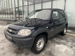 2013 Chevrolet Niva I Рестайлинг, чёрный, 500000 рублей, вид 3
