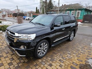 2018 Toyota Land Cruiser 200 Series Рестайлинг 2, чёрный, 6300000 рублей, вид 1