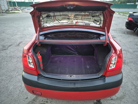 2006 Kia Rio II, красный, 550000 рублей - вид 14