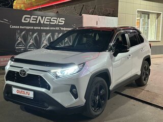 2021 Toyota RAV4 V (XA50), белый, 4550000 рублей, вид 1