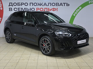 2025 Audi Q5 L 45 TFSI II (FY) Рестайлинг, чёрный, 5500000 рублей, вид 3