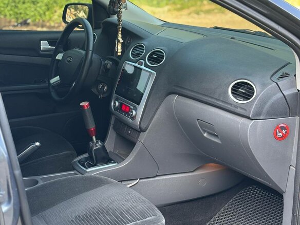 2007 Ford Focus II, серый, 570000 рублей - вид 16
