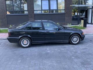 1993 BMW 3 серии 325d III (E36), чёрный, 310000 рублей, вид 3