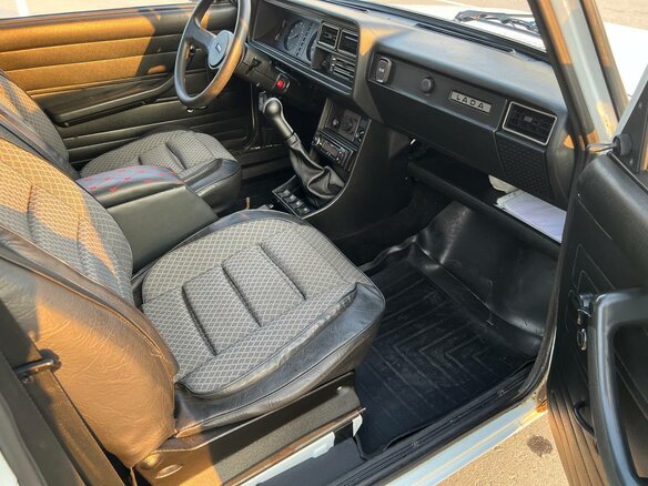 2012 Lada (ВАЗ) 2104, белый, 470000 рублей - вид 7