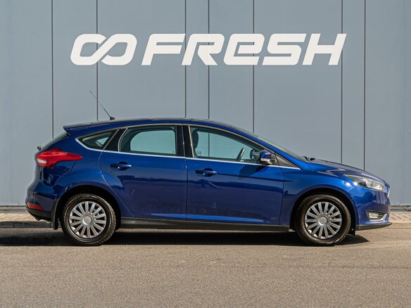 2016 Ford Focus III Рестайлинг, синий - вид 4