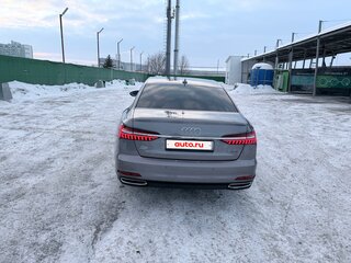 2021 Audi A6 45 TFSI V (C8), серый, 4700000 рублей, вид 3