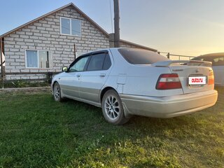1999 Nissan Bluebird QG18 XI (U14), белый, 290000 рублей, вид 4