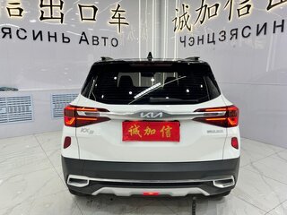 2022 Kia KX3, белый, 1630000 рублей, вид 2