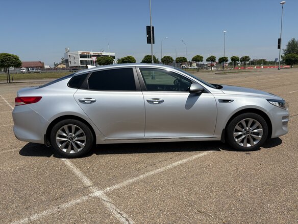 2016 Kia Optima IV, серебристый, 1900000 рублей - вид 3