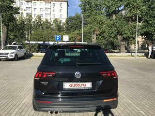 2019 Volkswagen Tiguan II, чёрный, 1850000 рублей, вид 4