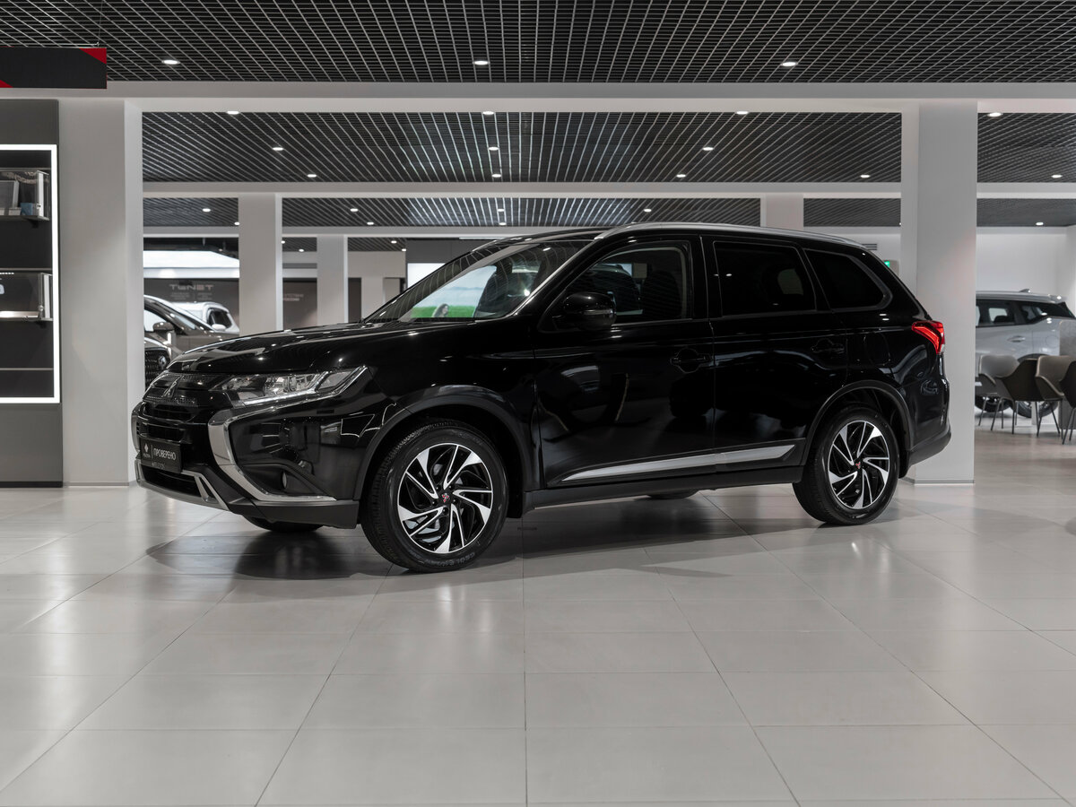 Открыть фотографии: Mitsubishi Outlander III Рестайлинг 3