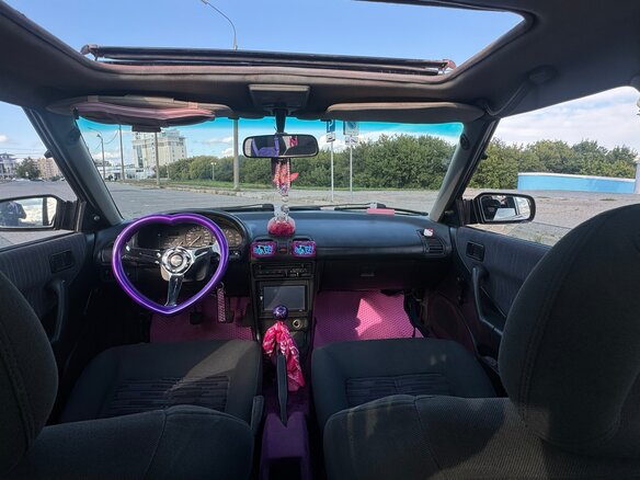 1992 Mazda 323 IV (BG), красный, 400000 рублей - вид 8