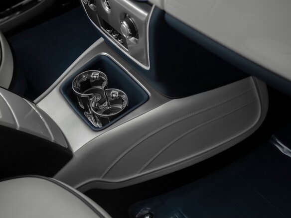 2016 Rolls-Royce Phantom VII Рестайлинг (Series II), белый - вид 16
