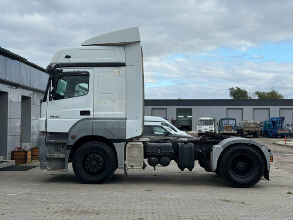 2006 Mercedes-Benz Axor, белый, 2300000 рублей - вид 7