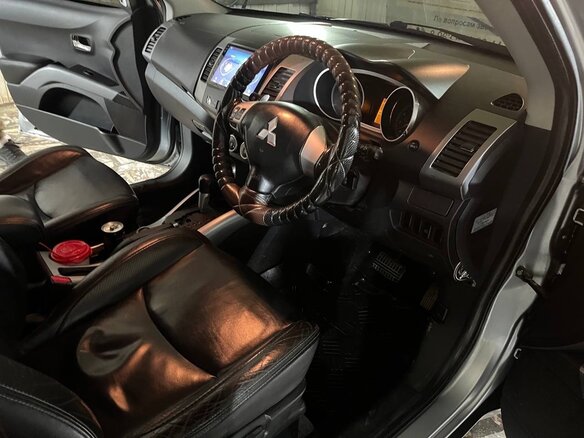 2007 Mitsubishi Outlander II, серый, 1100000 рублей - вид 13