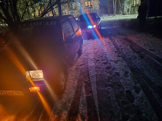 2003 Lada (ВАЗ) 1111 Ока КамАЗ, чёрный, 130000 рублей, вид 1