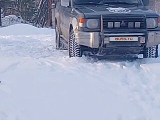1994 Mitsubishi Montero II, зелёный, 510000 рублей, вид 2