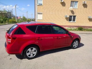2008 Kia Ceed I, красный, 945000 рублей, вид 4