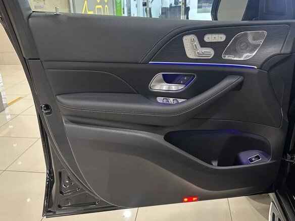 2025 Mercedes-Benz GLS 450 d II (X167) Рестайлинг, чёрный - вид 11