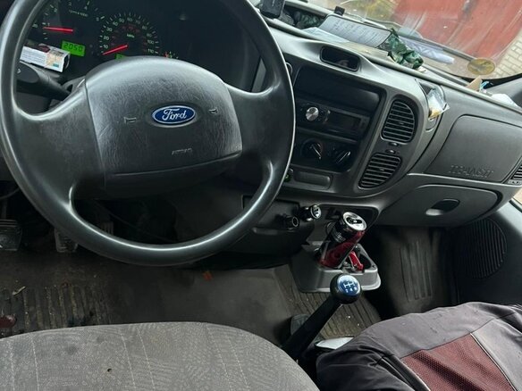 2005 Ford Transit, белый, 250000 рублей - вид 14