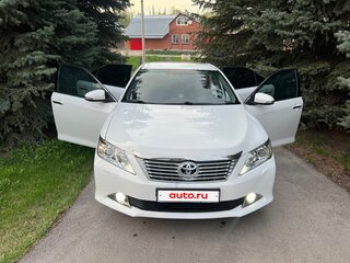 2014 Toyota Camry VII (XV50), белый, 1950000 рублей, вид 5