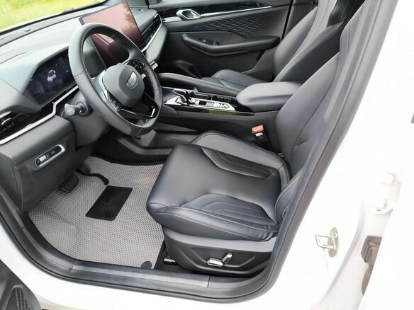 2025 Geely Binyue L, белый, 2220000 рублей - вид 11